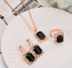 Europe And The United States Personalized Water Drop Color Diamond Necklace, Earrings, Rings Set, Shiny High-end Bridal Jewelry Wholesale (Option: Square black-5)