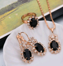 Europe And The United States Personalized Water Drop Color Diamond Necklace, Earrings, Rings Set, Shiny High-end Bridal Jewelry Wholesale (Option: Elliptical black-4)