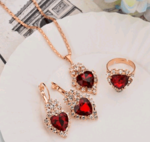 Europe And The United States Personalized Water Drop Color Diamond Necklace, Earrings, Rings Set, Shiny High-end Bridal Jewelry Wholesale (Option: Heart shaped red-3)